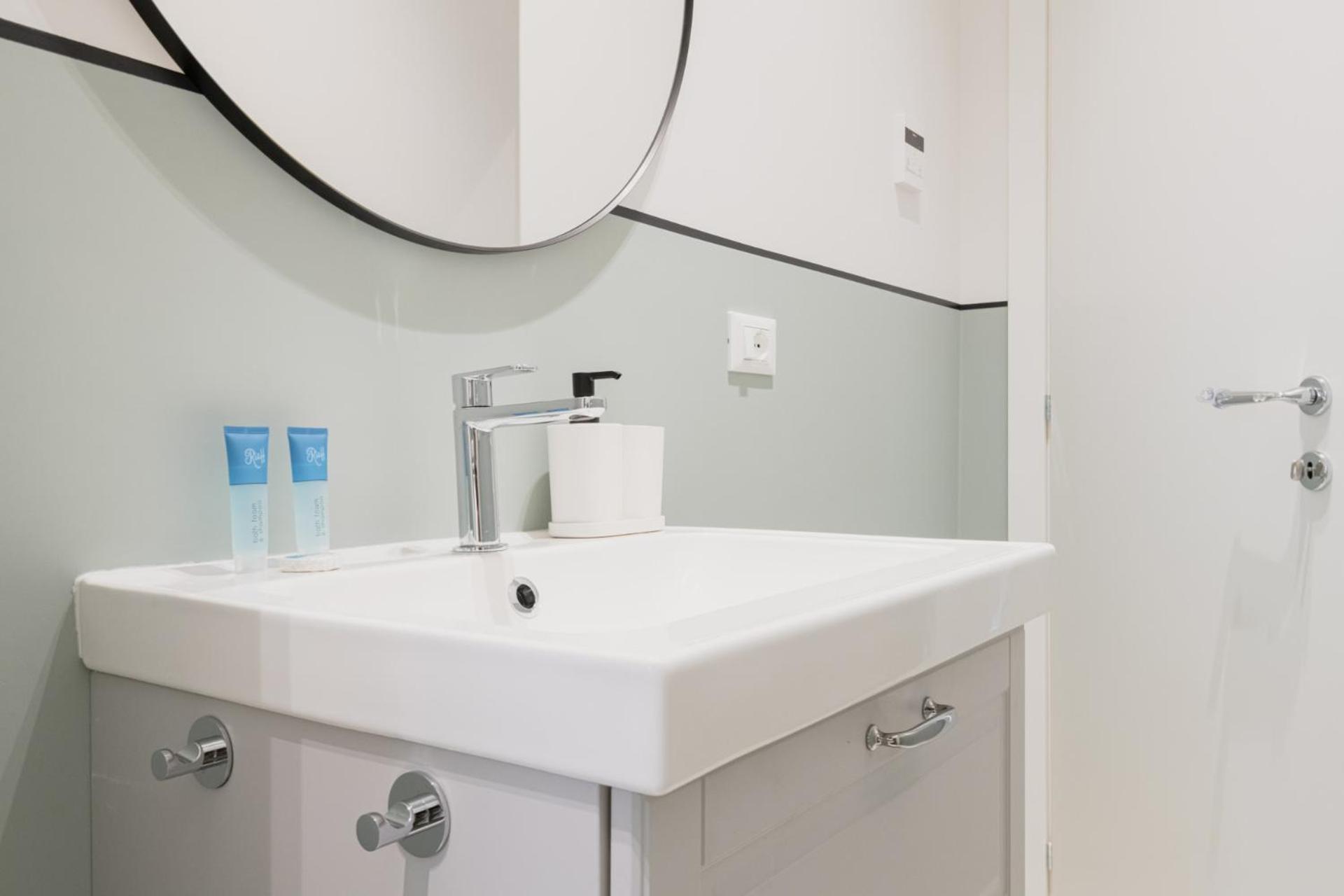 Easylife - Luminosa Dimora In Sant'Ambrogio Lejlighed Milano Eksteriør billede